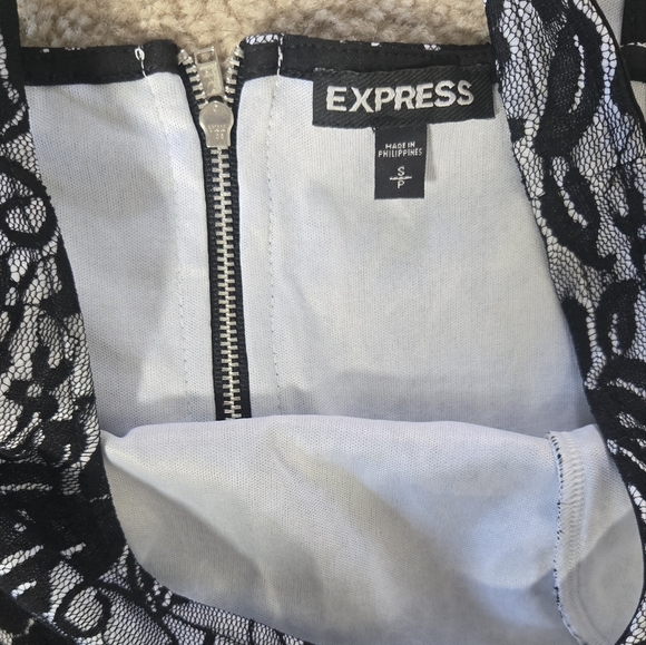 Express Black and White Lace Peplum Top Size Small - Picture 2 of 5